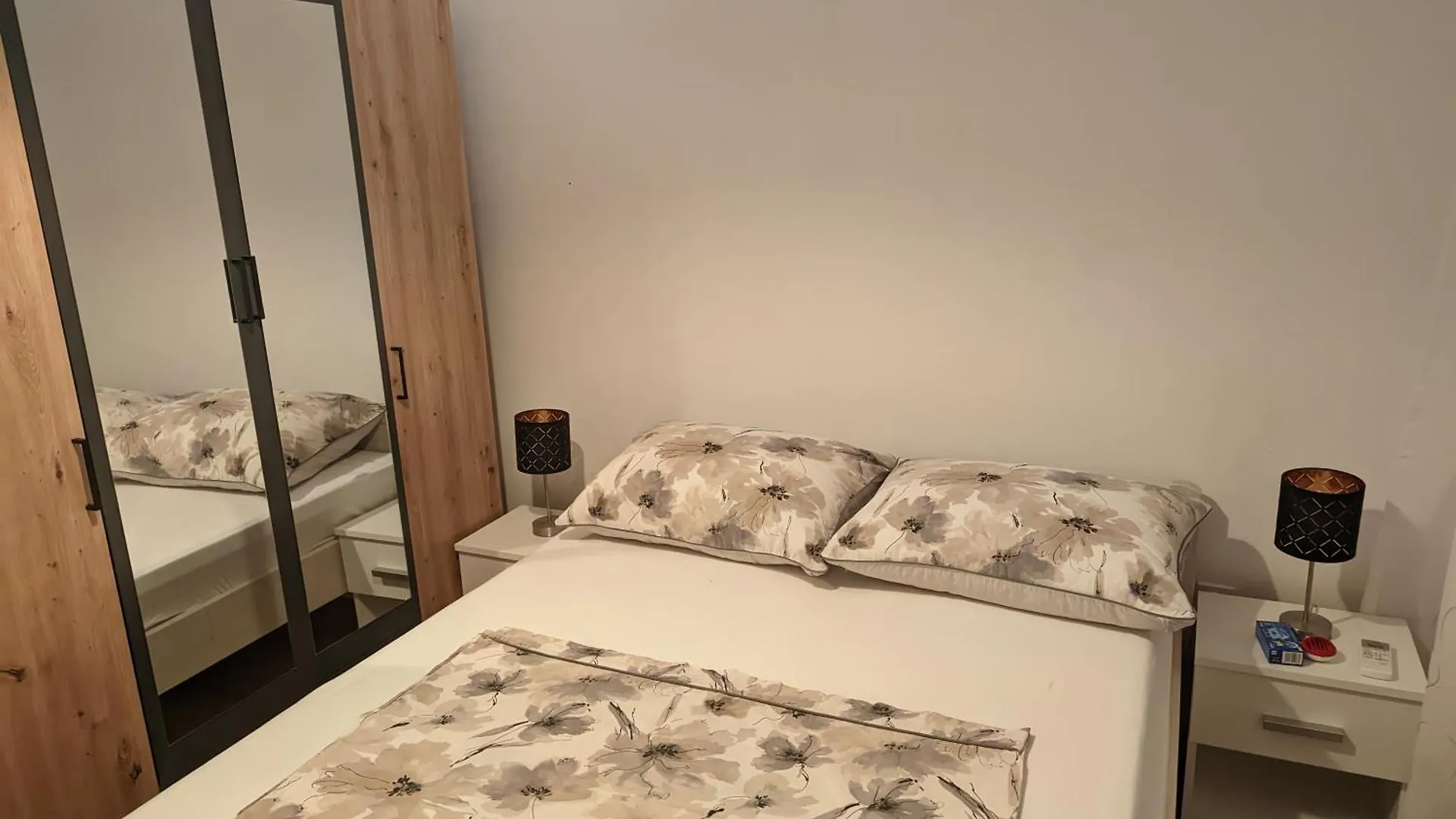Apartmani Jaki, Biograd Na Moru