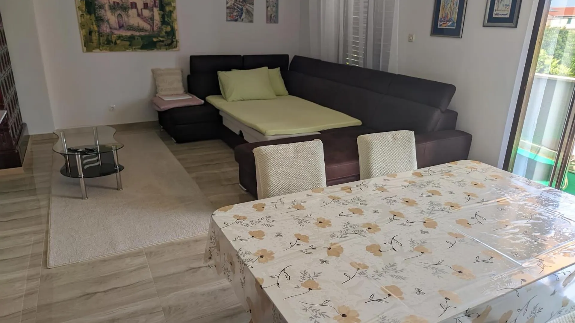 Apartmani Jaki, Biograd Na Moru