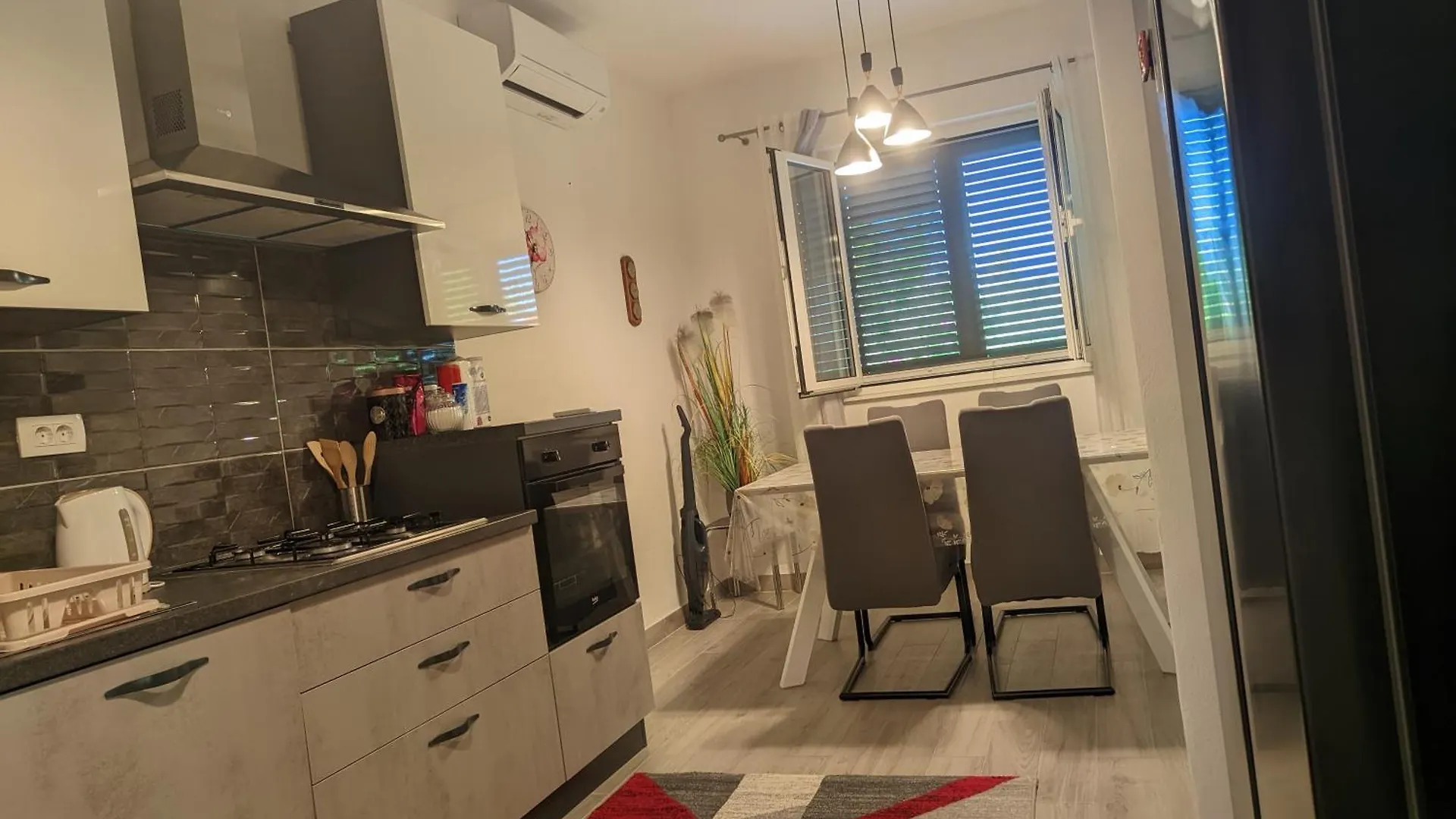 Apartmani Jaki, Biograd Na Moru 0*,  Croatia