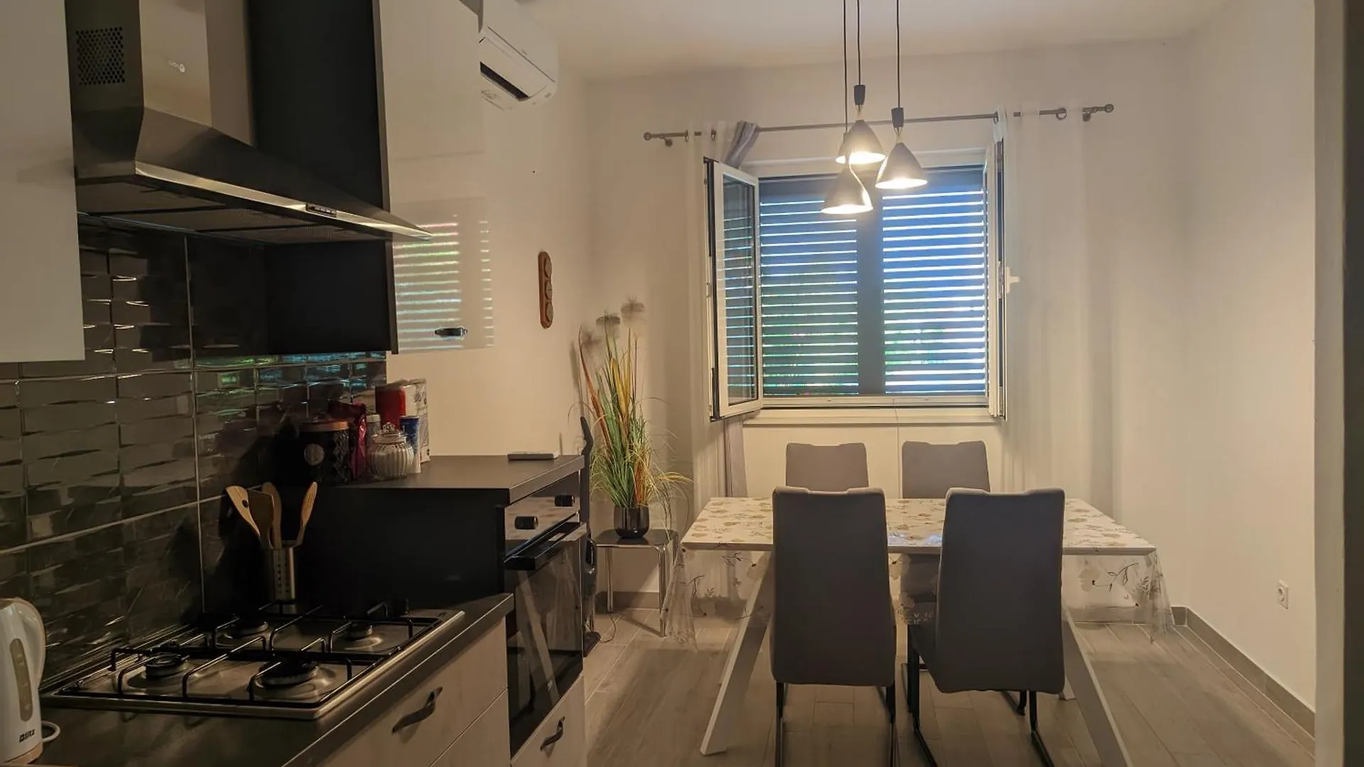 Apartmani Jaki, Biograd Na Moru